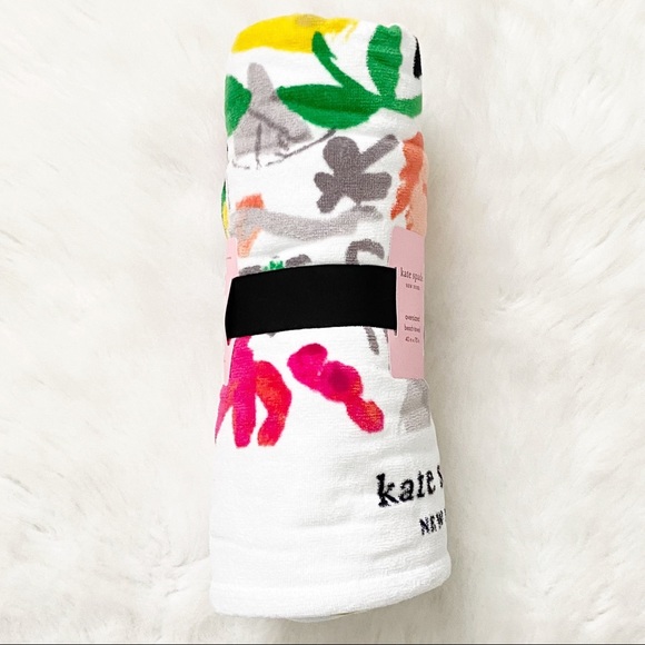Kate Spade NY Floral Colorful Dahlias Print Oversized Beach Towel New - Picture 6 of 8